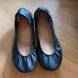 Tiek’s Black Leather Women's Shoes